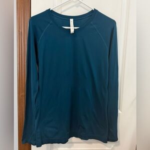 Athleta Momentum Top Size Large